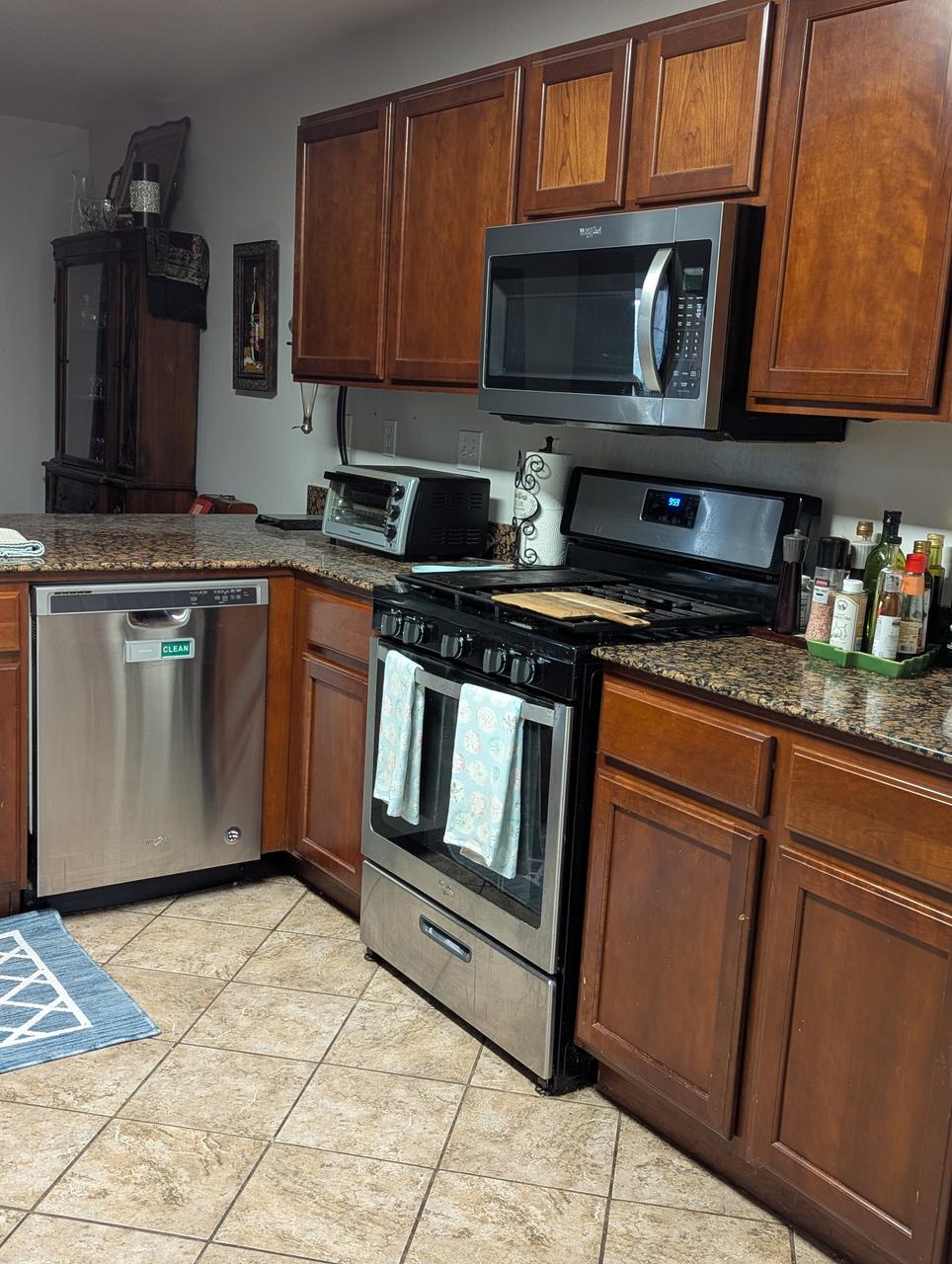 Profile photo 11 of 17