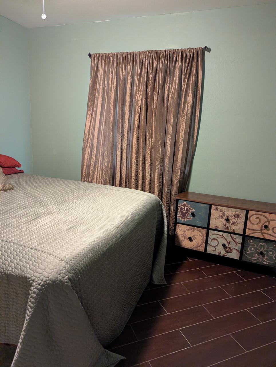 Profile photo 7 of 17