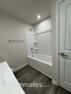 Room for rent in Charlotte, NC $1150, house