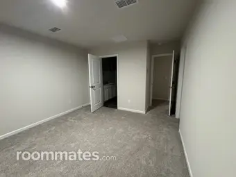 Room for rent in Charlotte, NC $1150, house