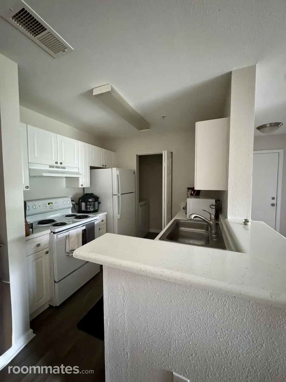 Profile photo 9 of 11