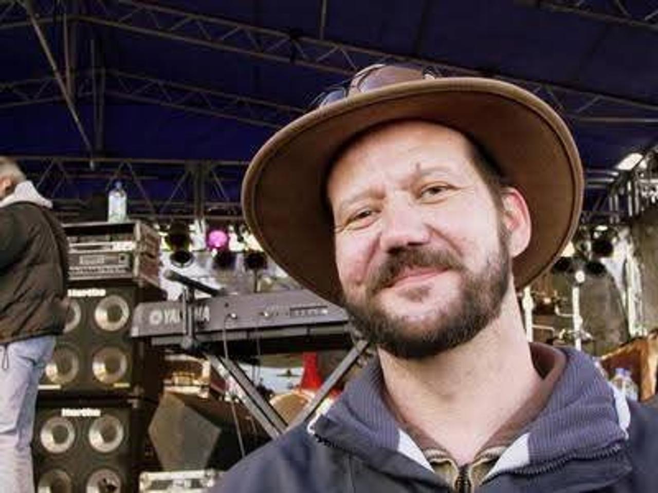 Profile photo 1 of 1