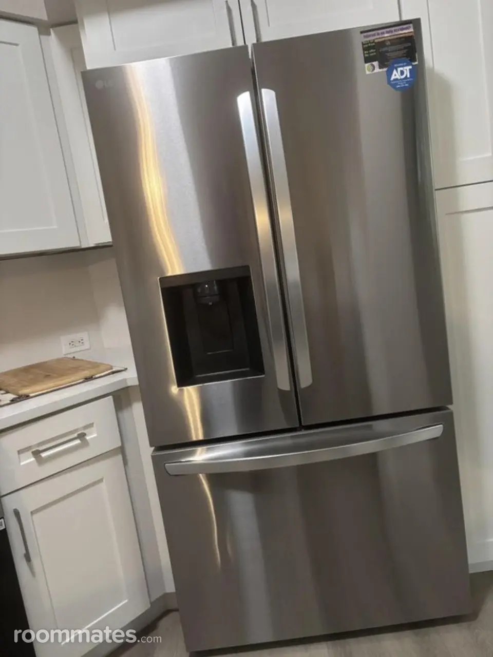 Profile photo 7 of 12