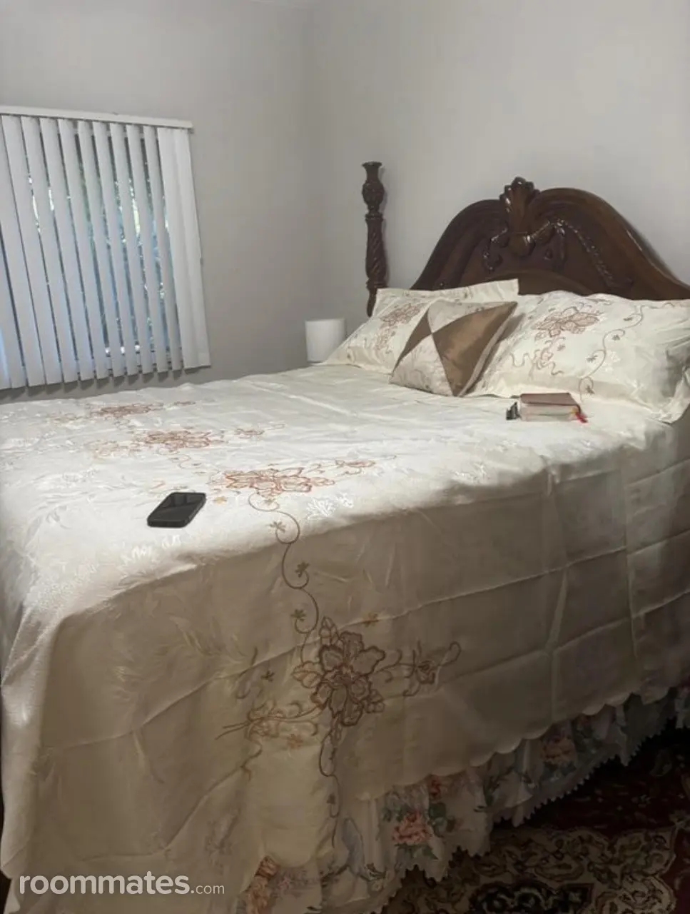 Profile photo 3 of 12