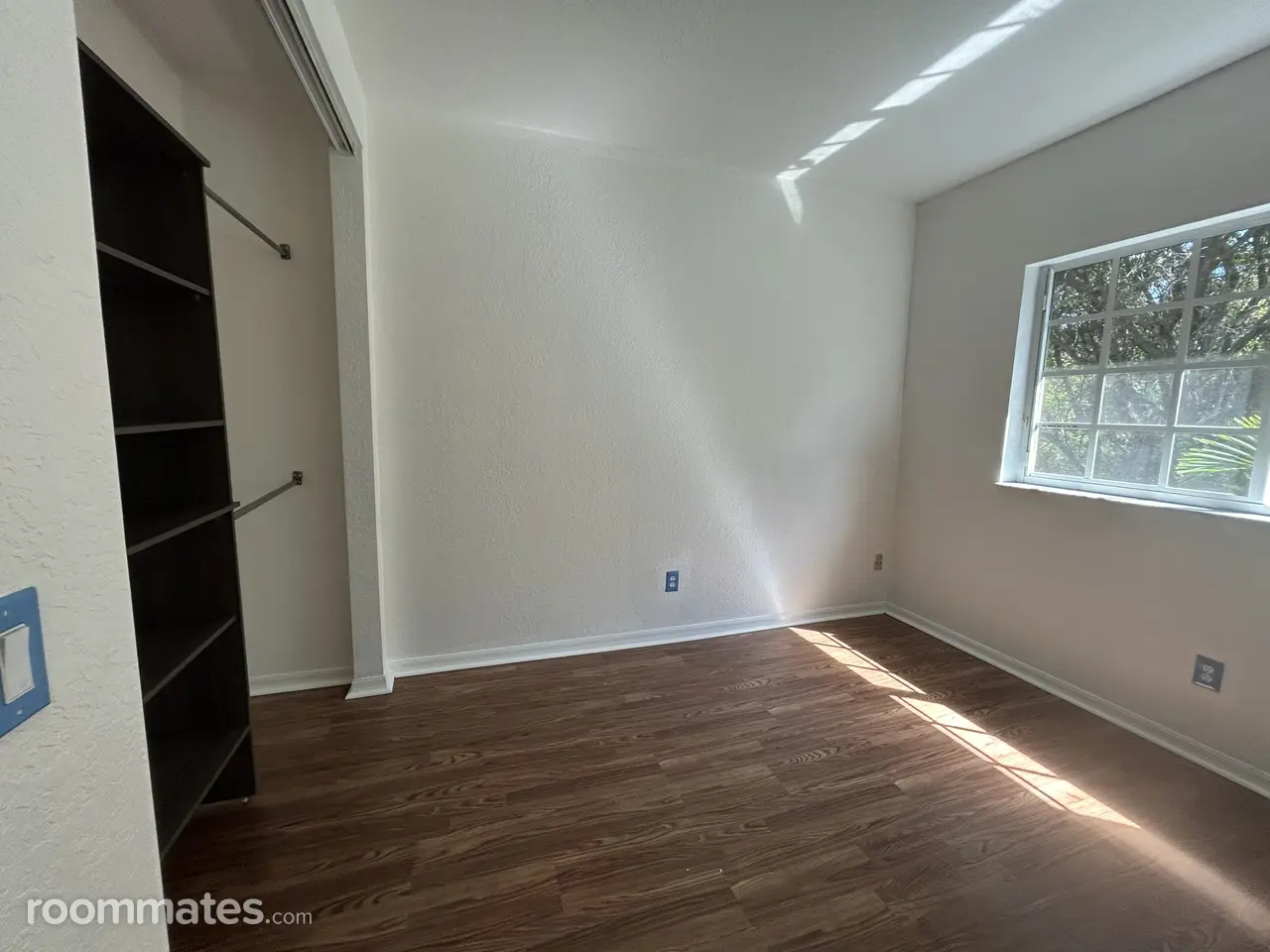 Profile photo 6 of 10