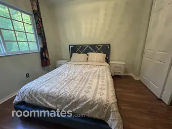 Room for rent in Lake Worth, FL $1300, house