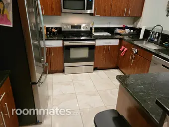 Room for rent in Lake Worth, FL $1200, house