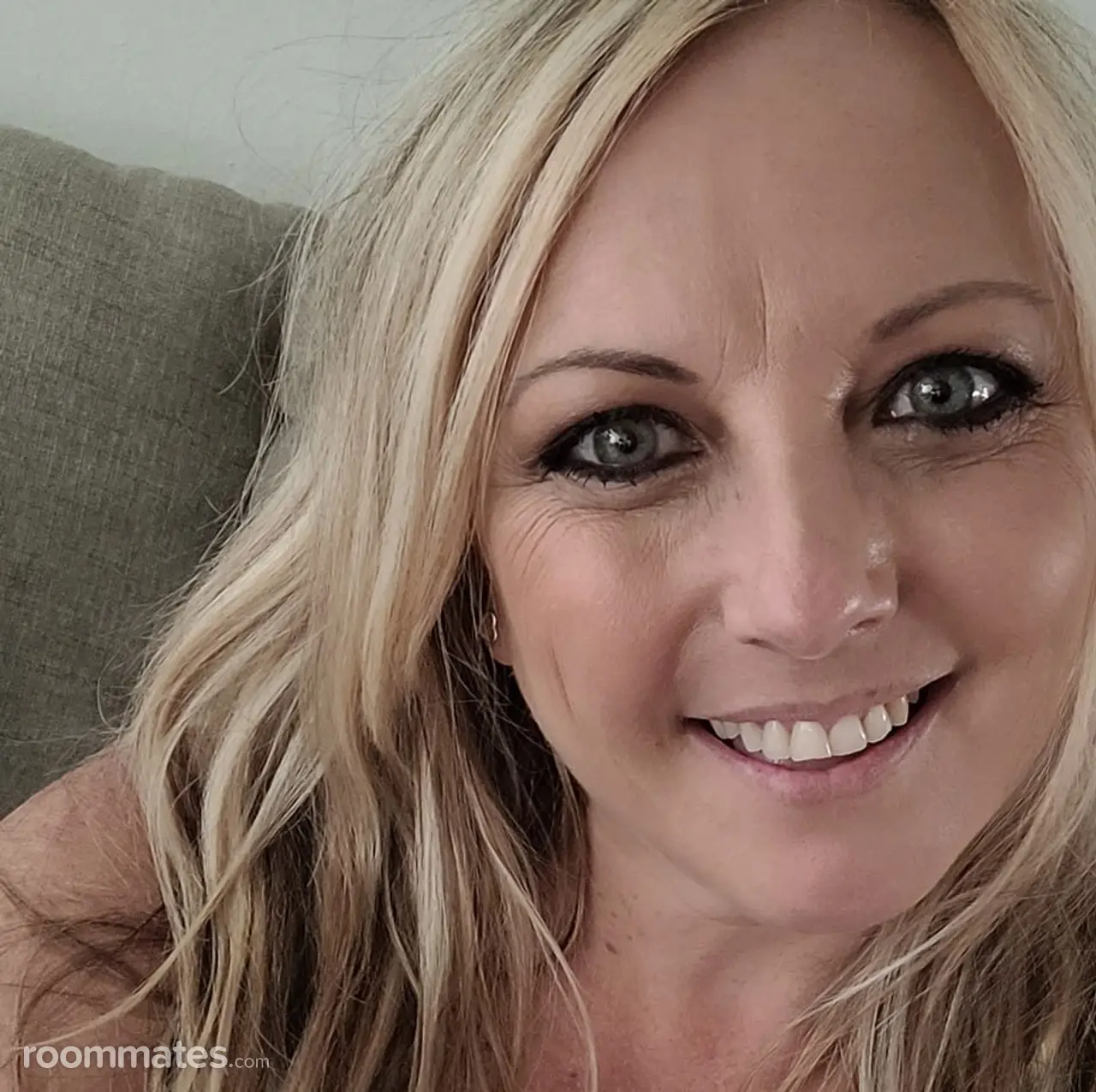 Profile photo 4 of 4