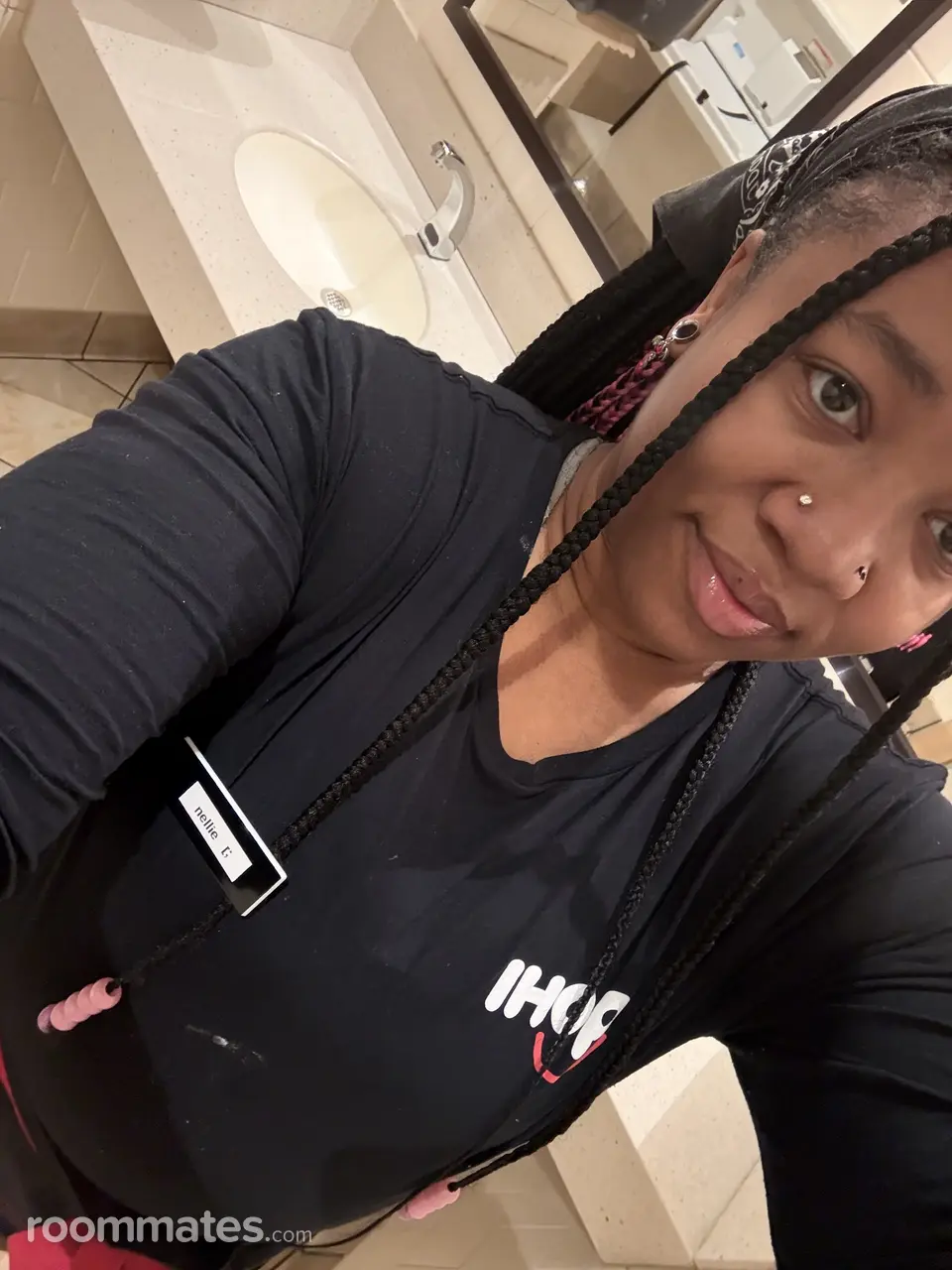 Profile photo 3 of 4