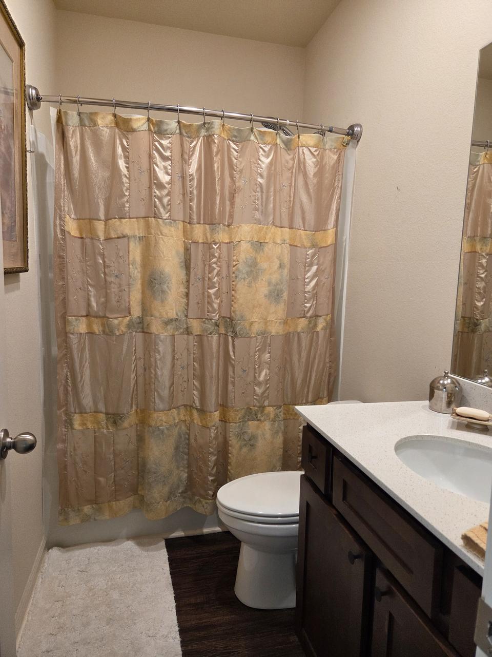 Profile photo 4 of 10