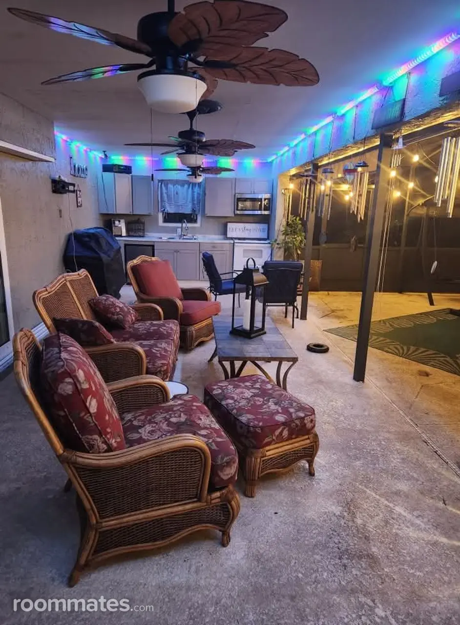 Profile photo 5 of 8