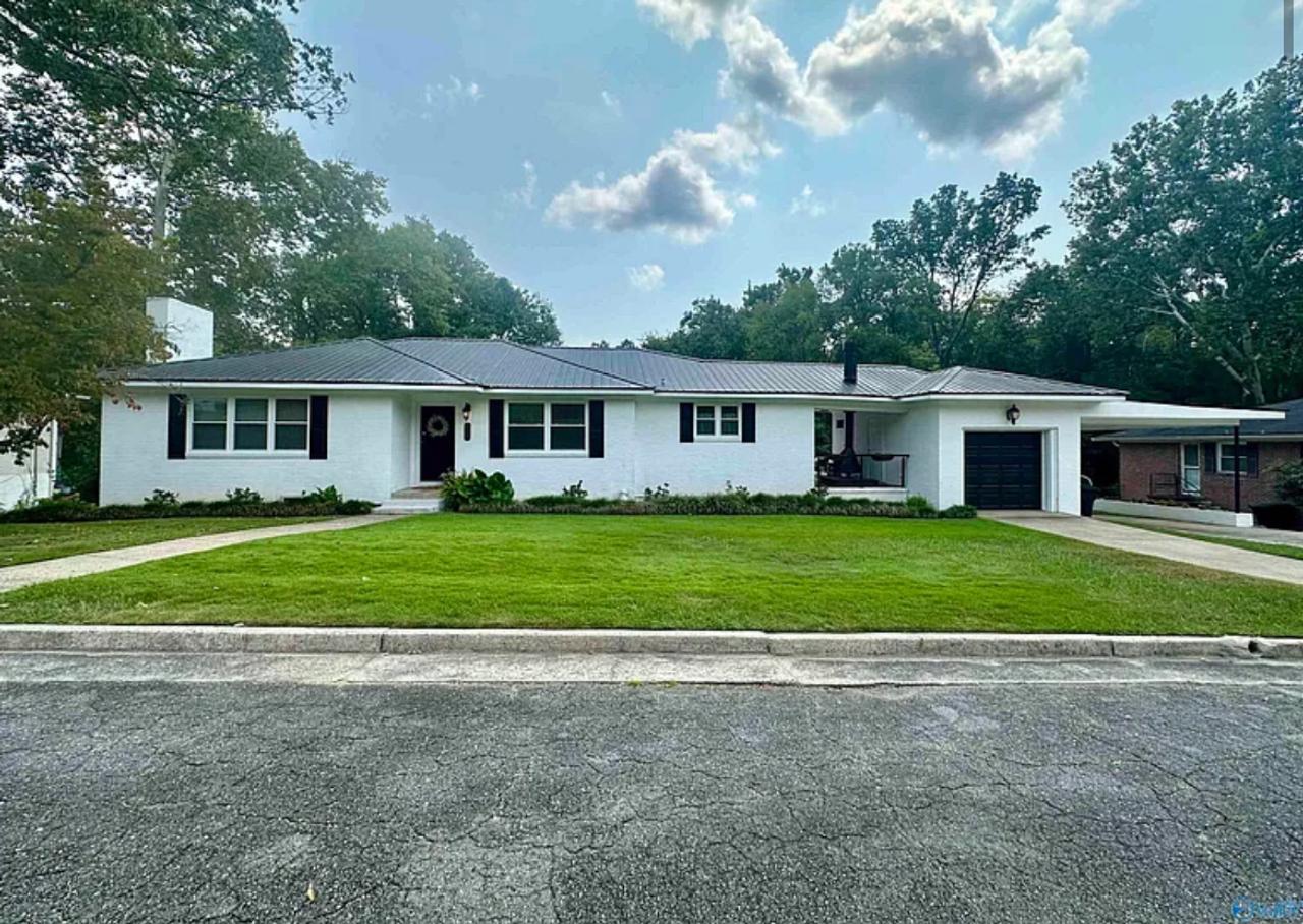 Profile photo 5 of 5