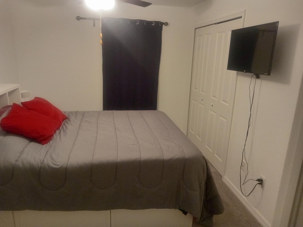 Profile photo 4 of 8