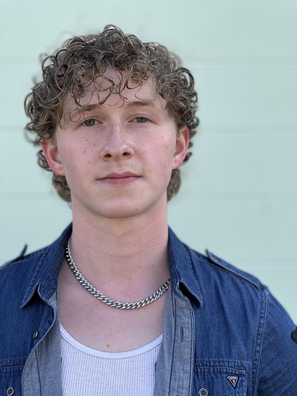 Profile photo 1 of 2