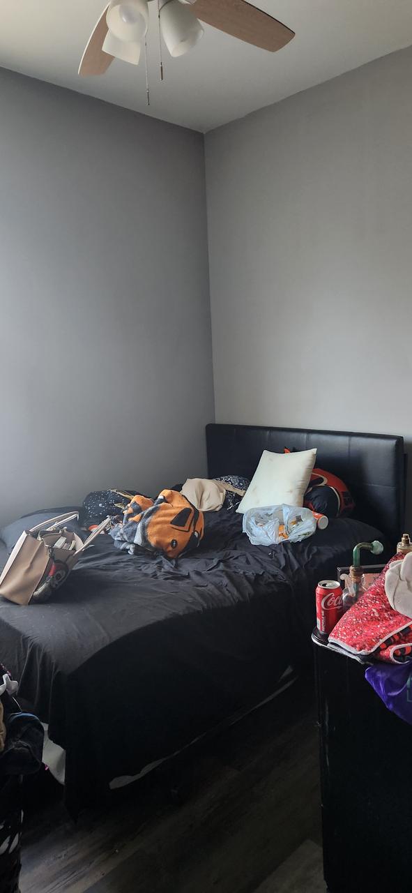 Profile photo 8 of 9