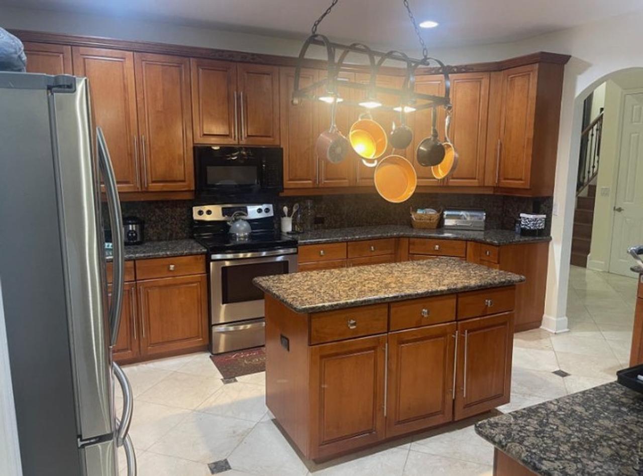 Profile photo 4 of 7