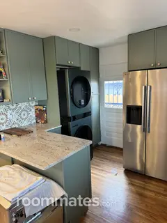 Room for rent in Denver, CO $1000, house