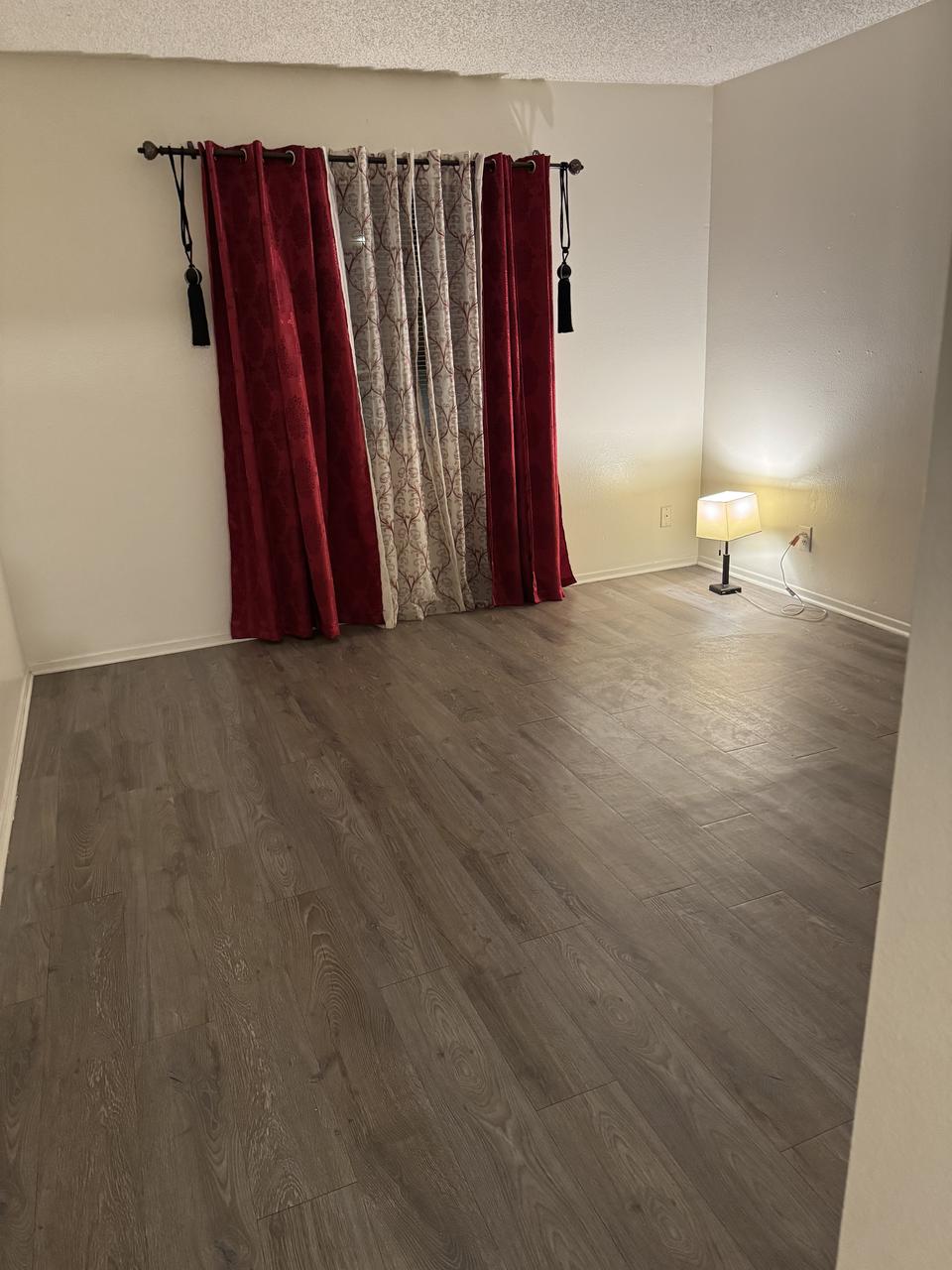 Profile photo 3 of 10