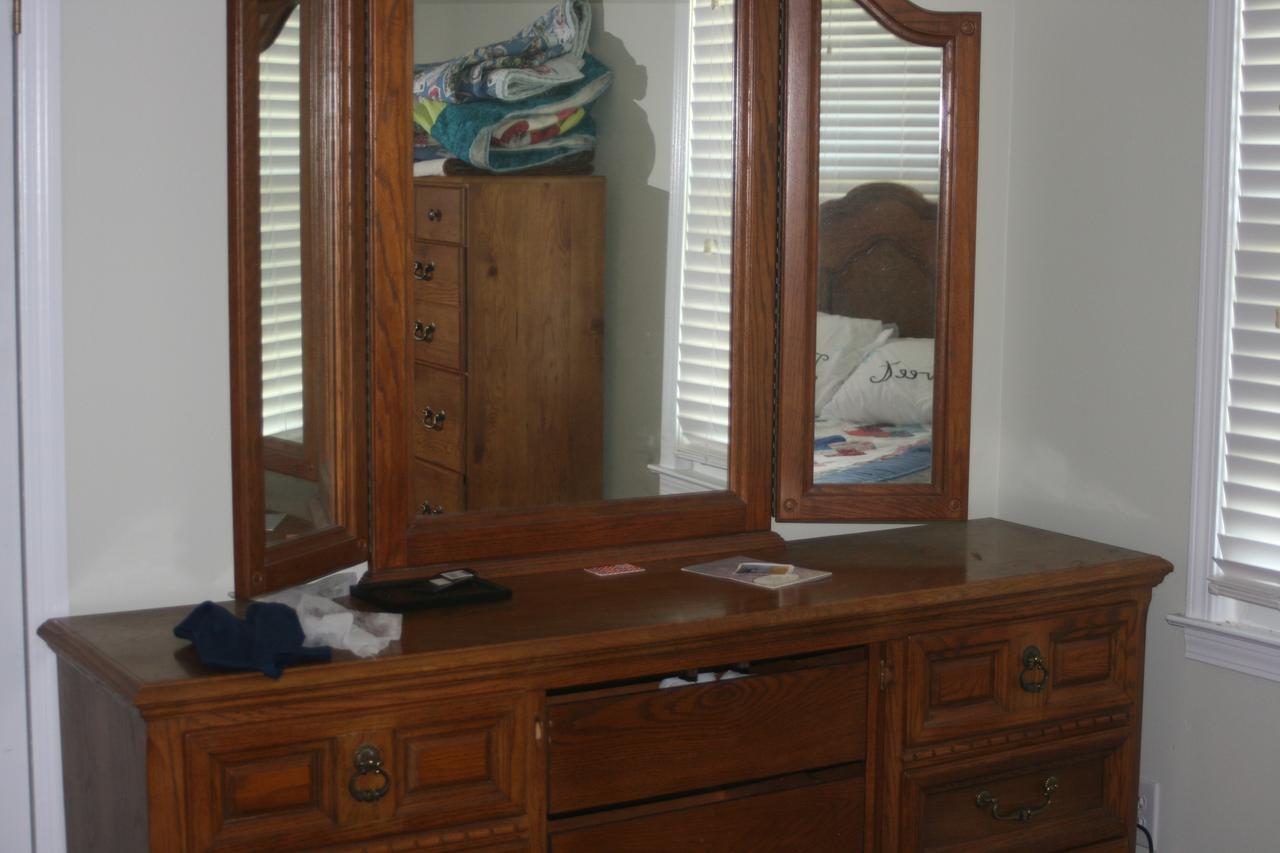 Profile photo 3 of 4