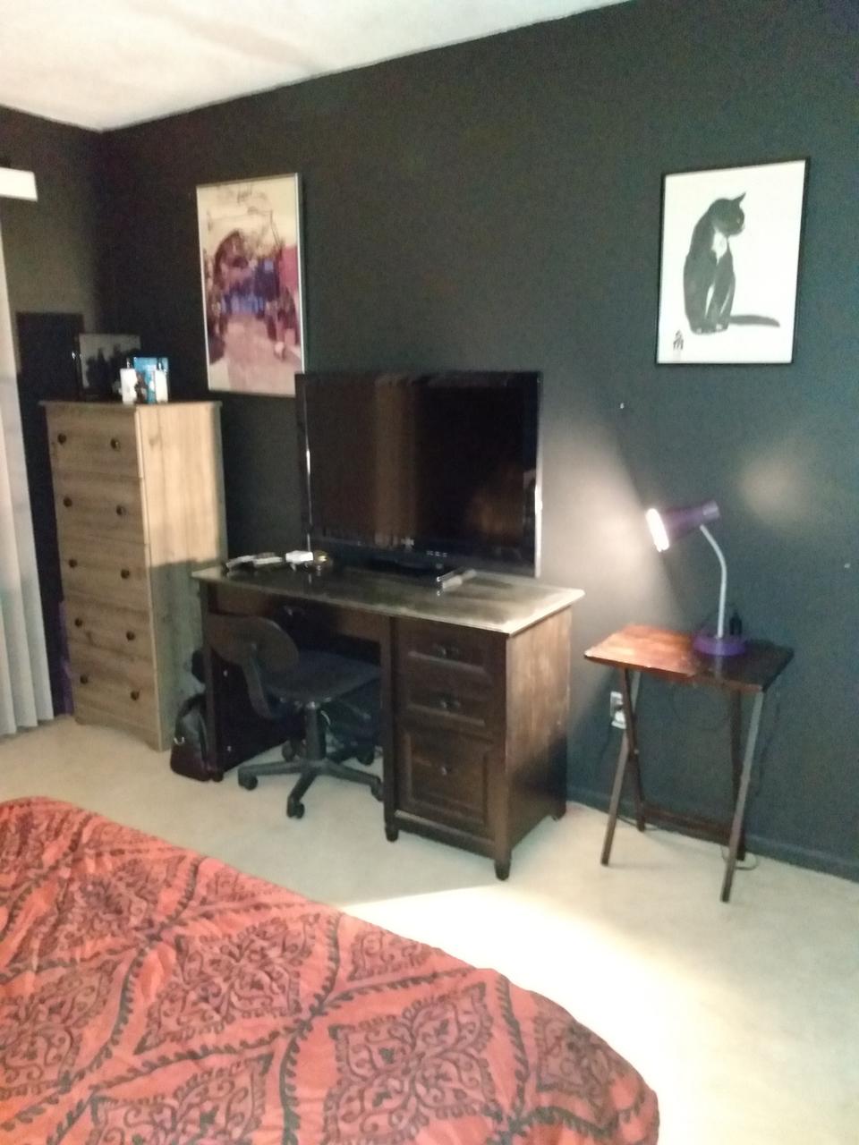 Profile photo 3 of 11