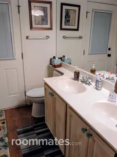 Room for rent in Phoenix, AZ $850, house