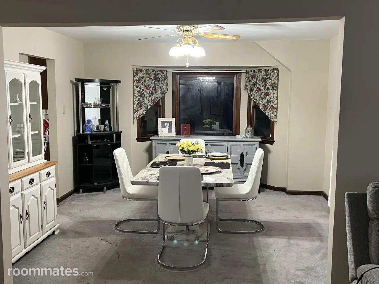 Profile photo 4 of 7