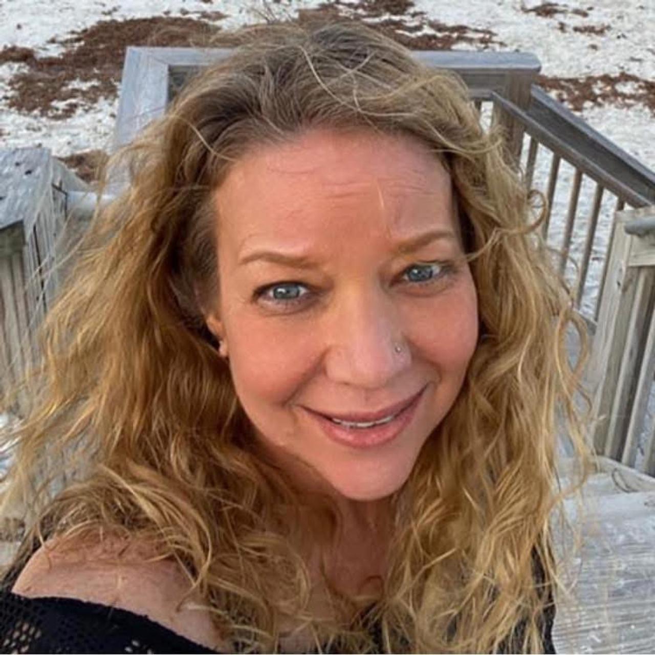 Profile photo 11 of 11