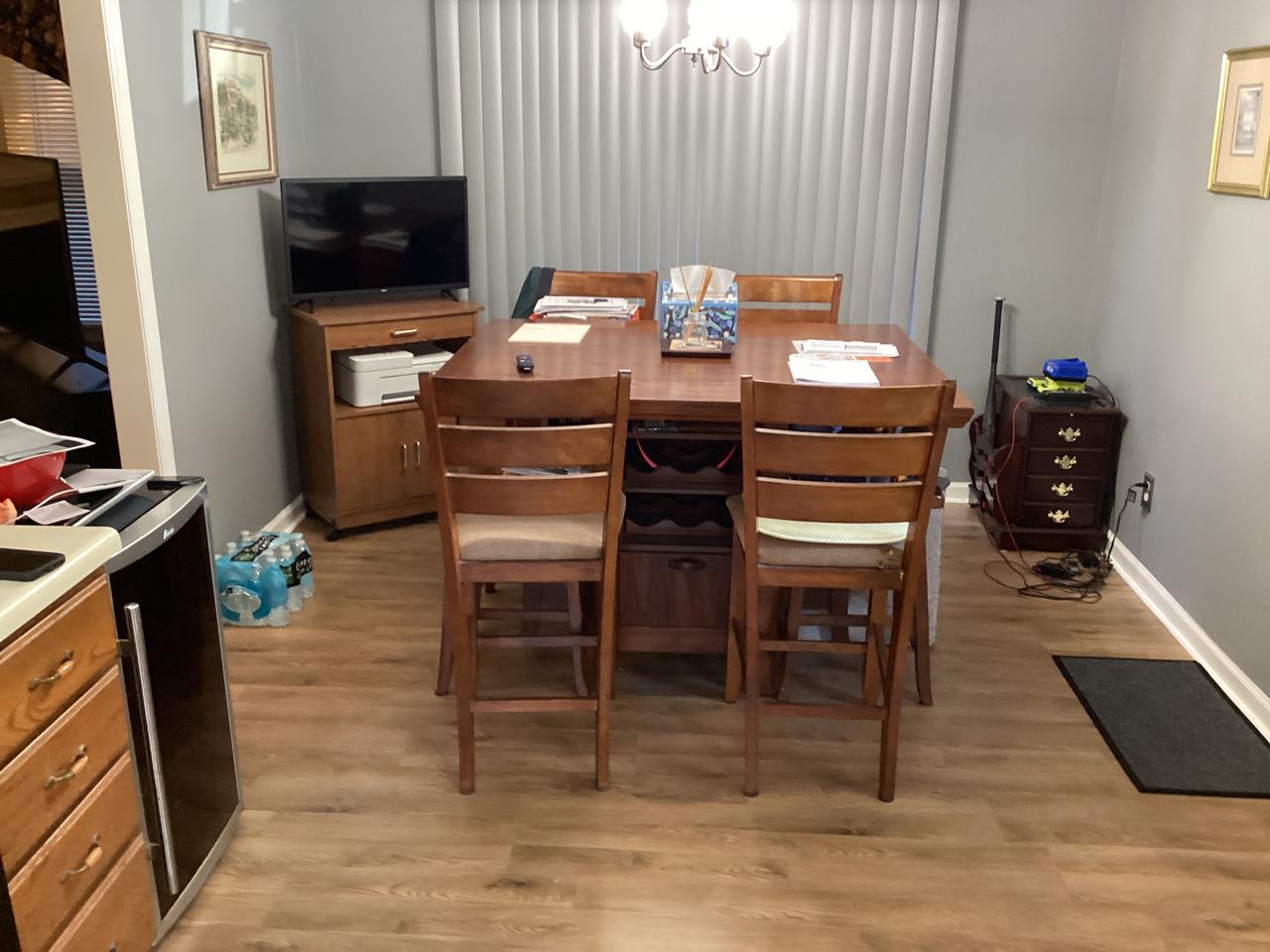 Profile photo 8 of 10