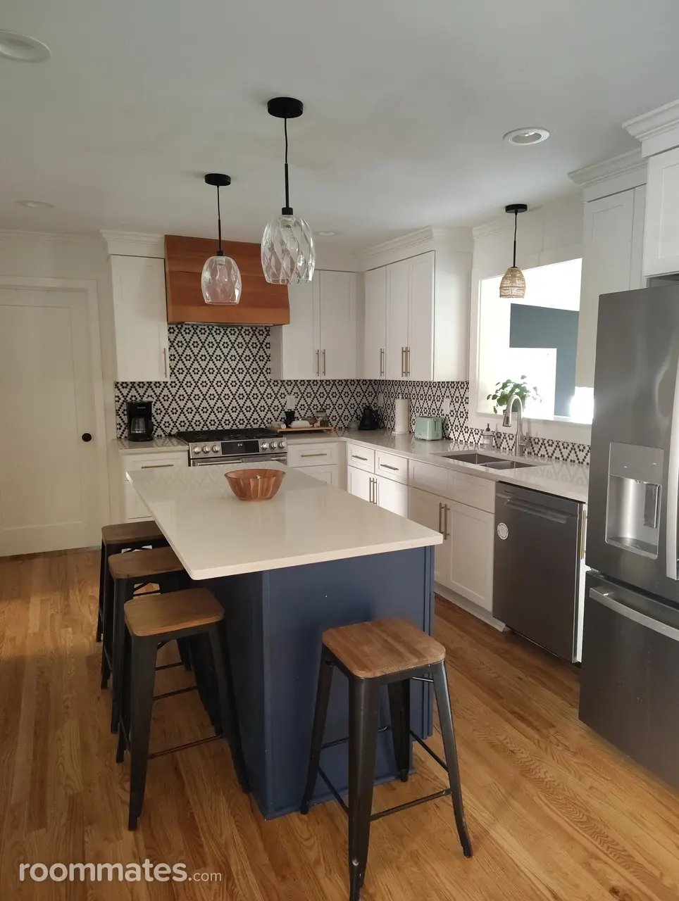 Profile photo 8 of 11