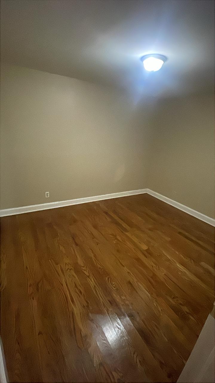 Profile photo 4 of 11