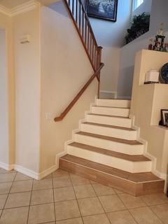 Room for rent in Lancaster, CA $1200, house