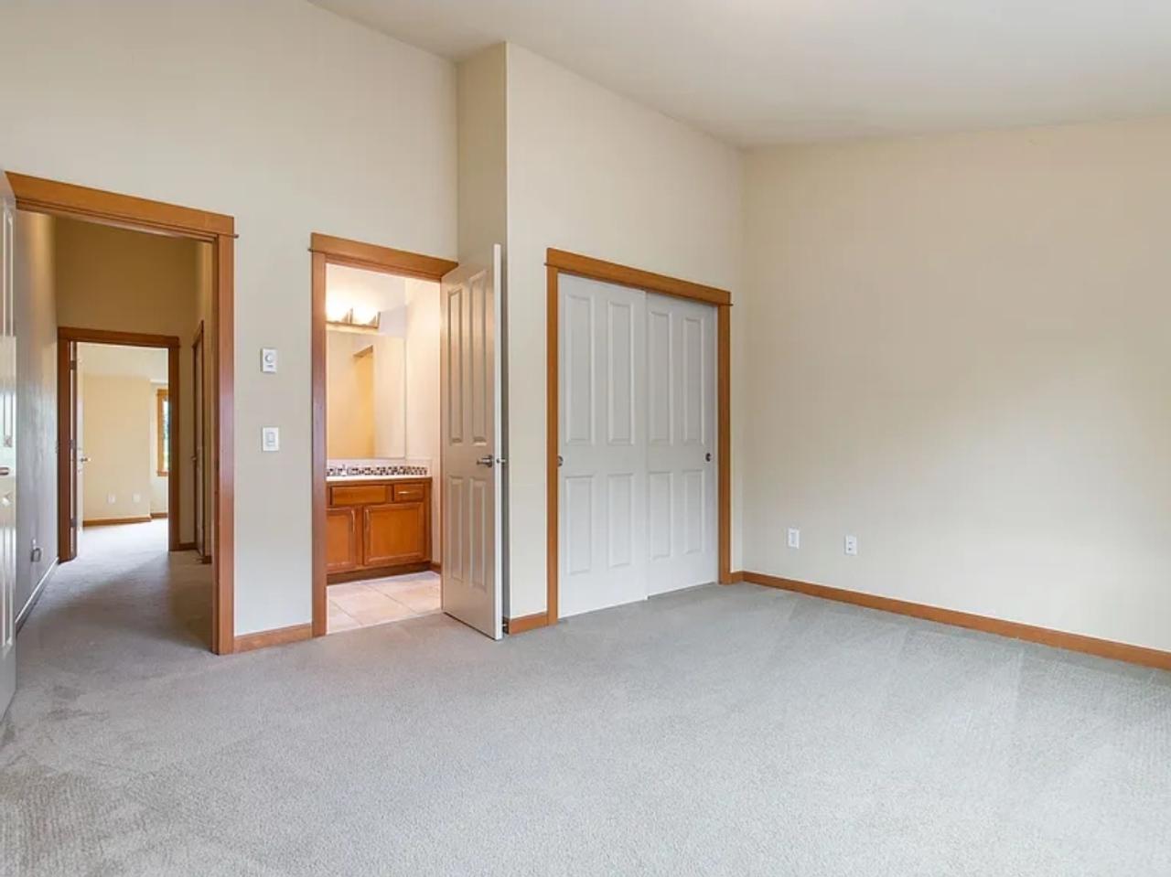 Profile photo 2 of 8