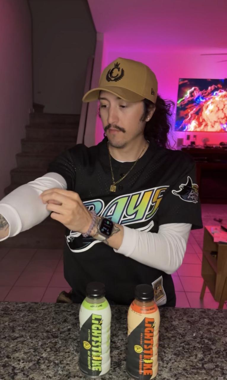 Profile photo 9 of 9