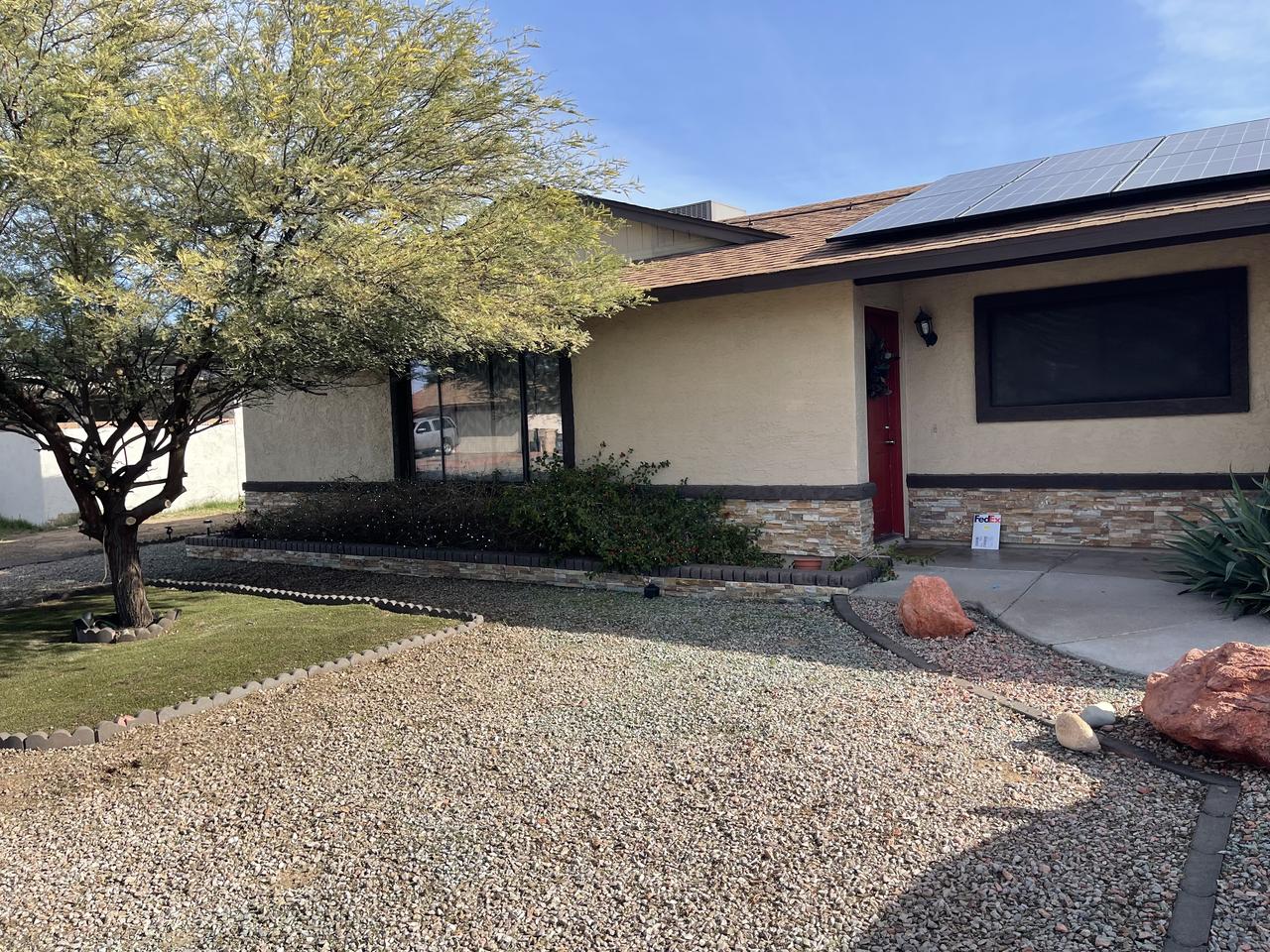 Profile photo 1 of 9