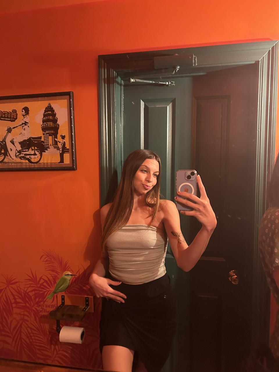 Profile photo 1 of 1