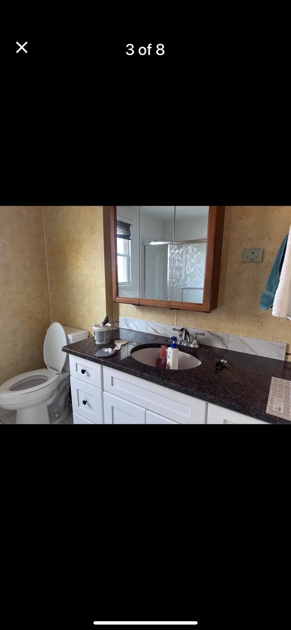 Profile photo 4 of 14