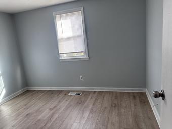 Room for rent in Lowell, MA $1000, house