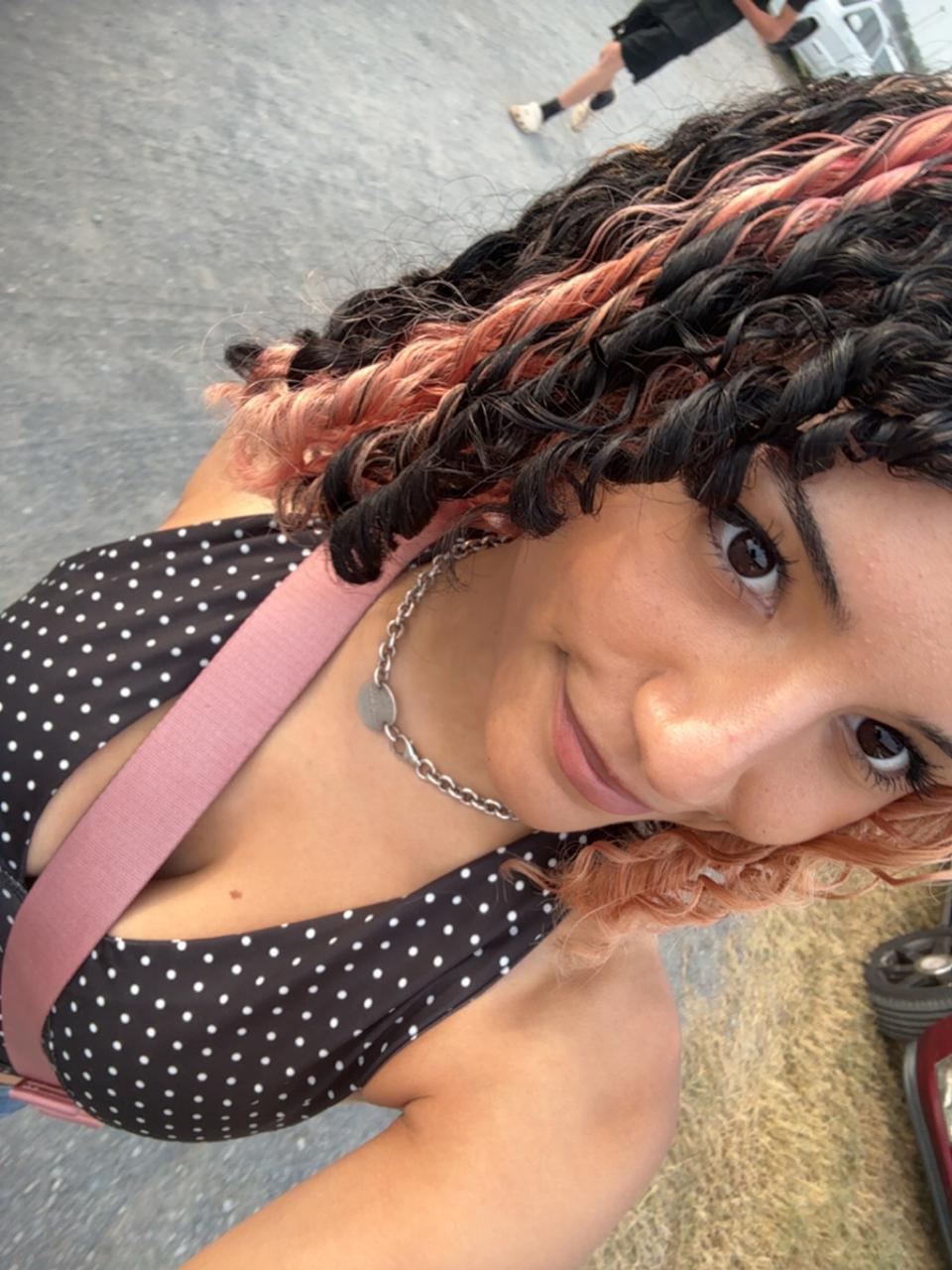 Profile photo 6 of 11