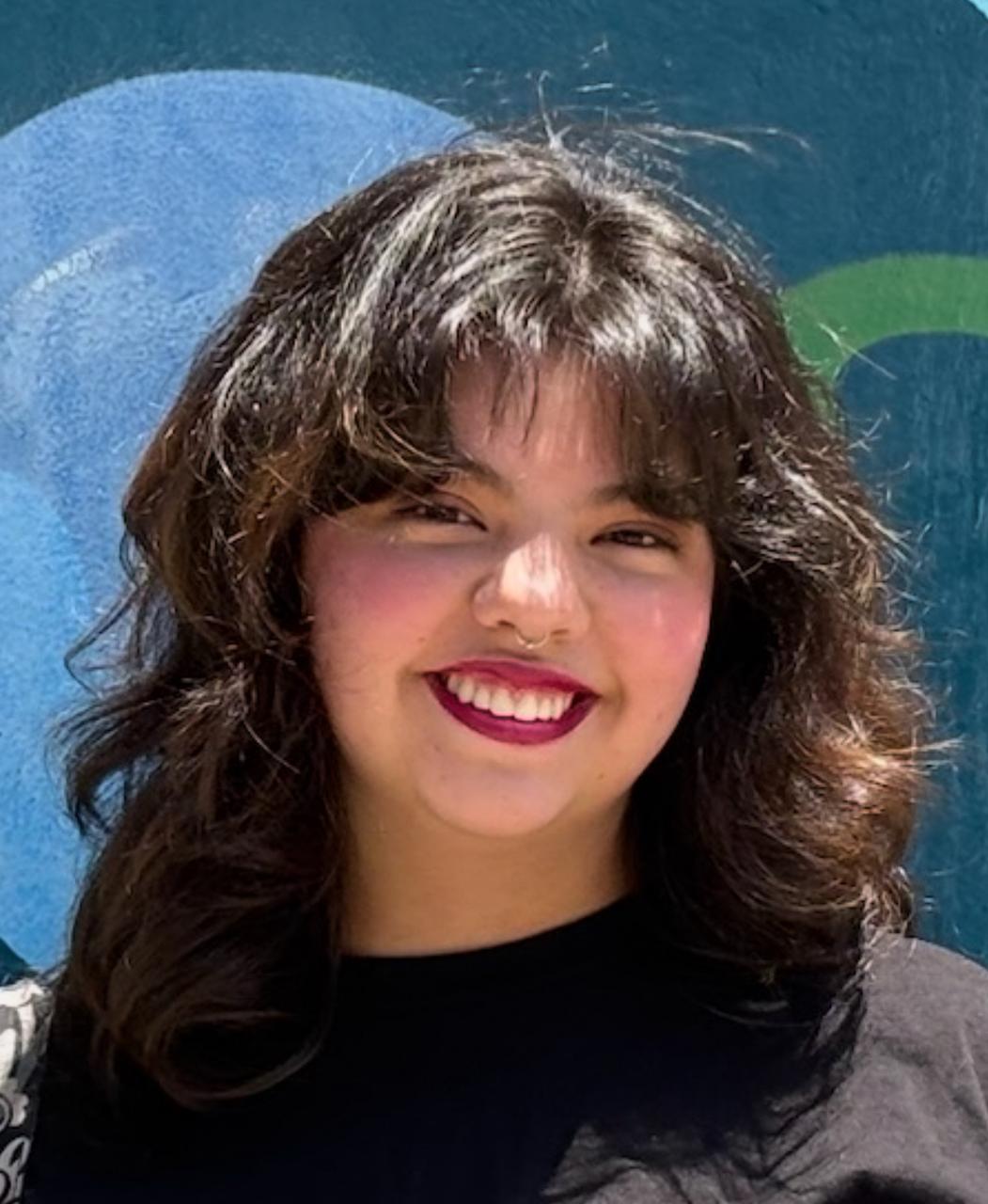 Profile photo 2 of 4