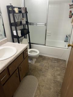 Room for rent in Overland Park KS $650, apartment
