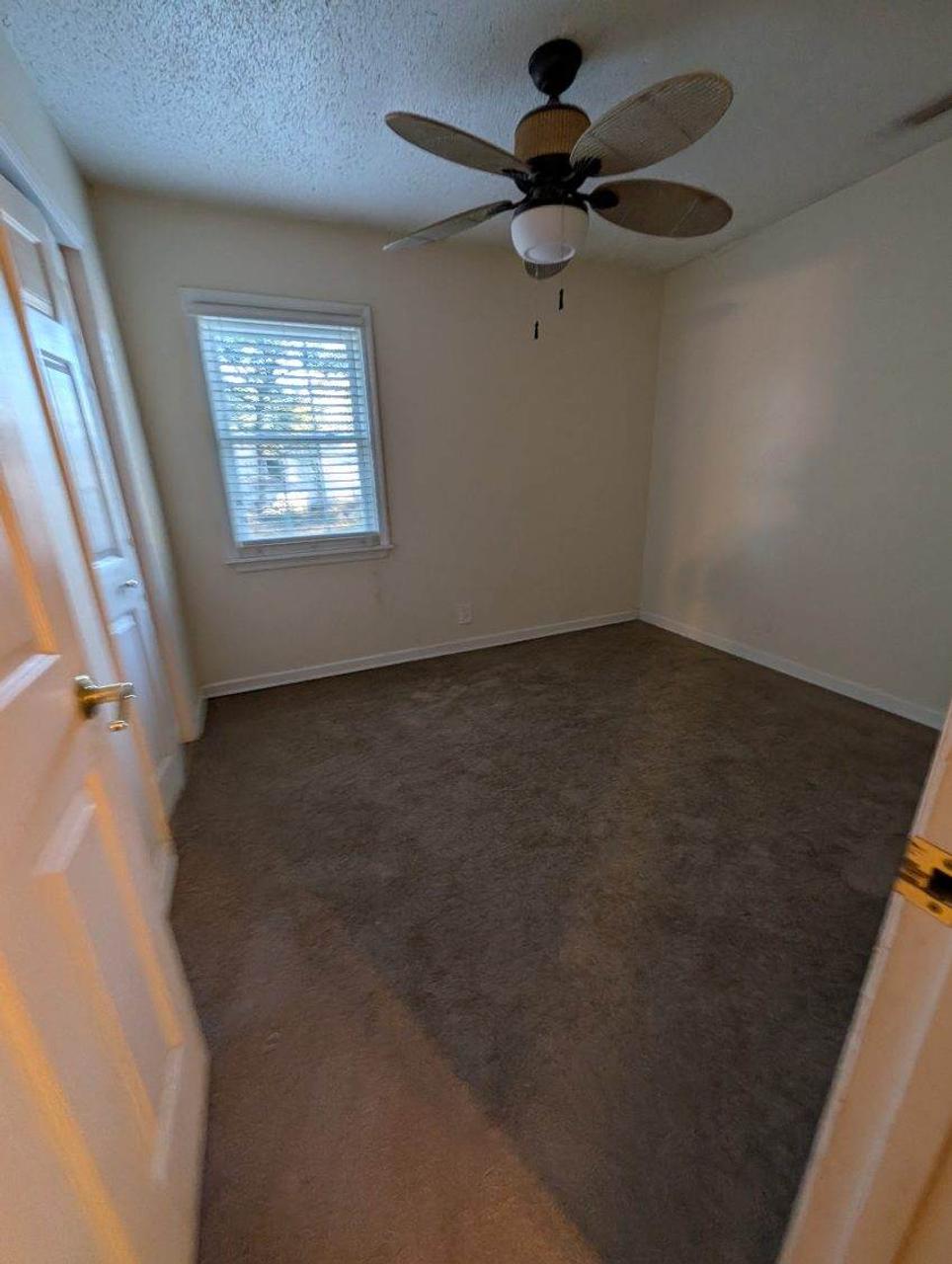 Profile photo 2 of 11