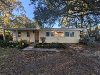 Room for rent in Charleston, SC $1300, house