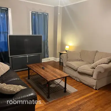 Room for rent in East Stroudsburg, PA $800, house