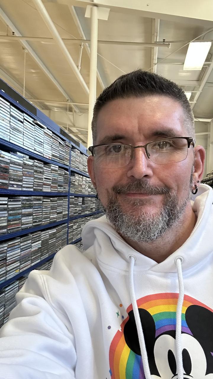 Profile photo 2 of 11