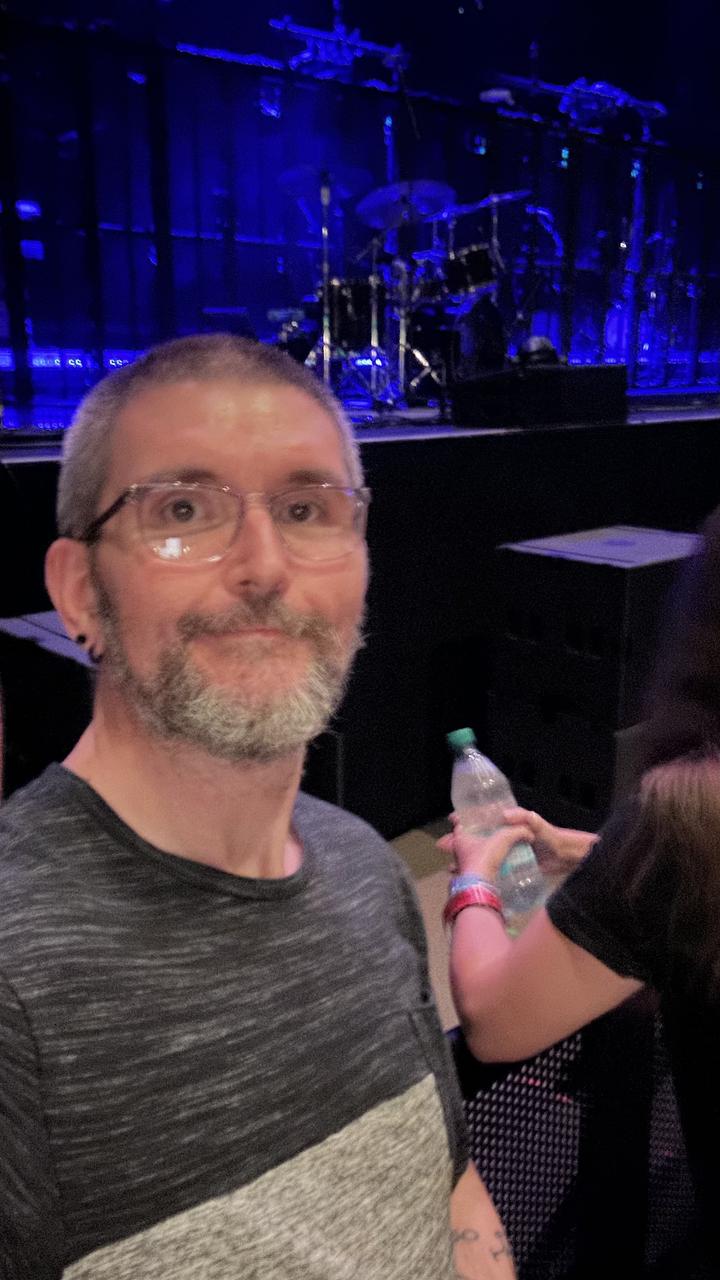 Profile photo 9 of 11