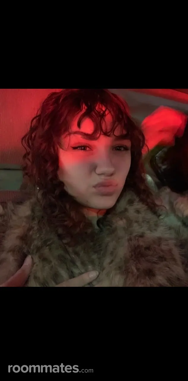 Profile photo 1 of 10