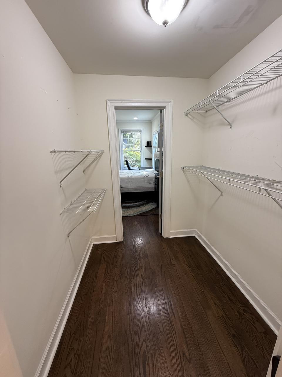 Profile photo 5 of 10