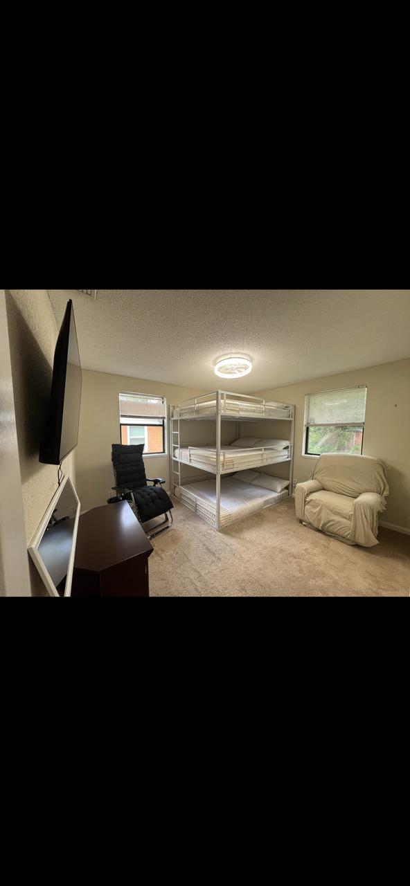 Profile photo 1 of 2