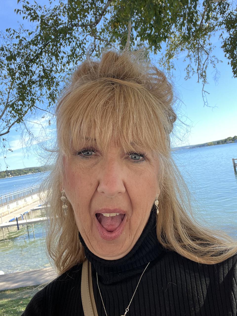 Profile photo 5 of 6