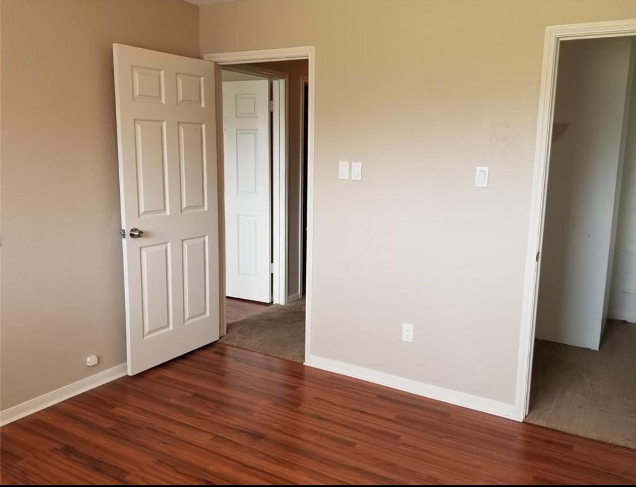 Profile photo 3 of 5